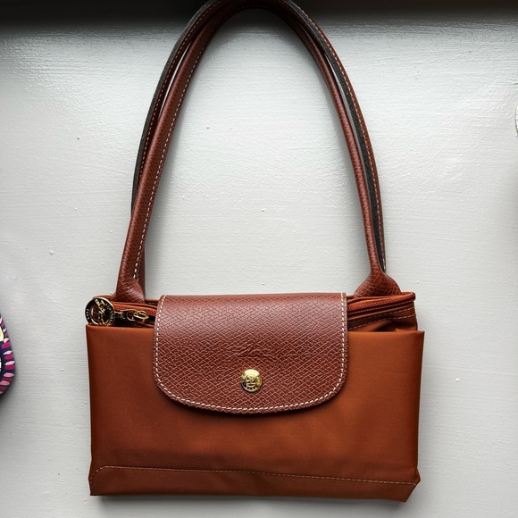 Longchamp Handbags - Brown Longchamp Le Pliage tote Medium